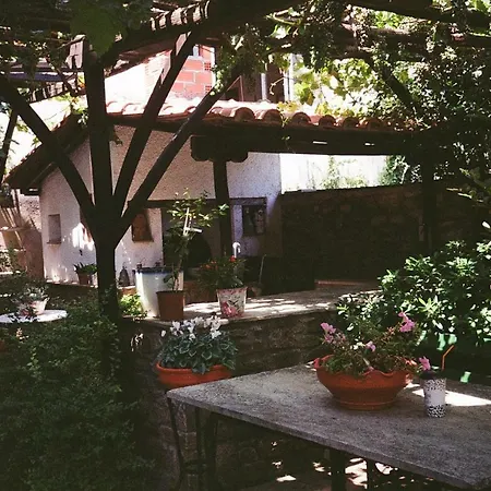 Studio On The Square Argalastí